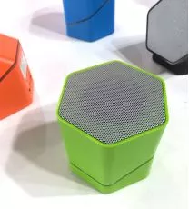 bluetooth rotating speaker