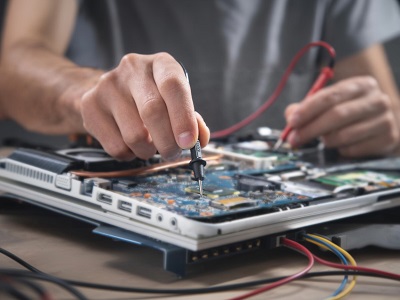 Laptop Repairs in Lebanon: Costs, Options & Expert 2025 Guide